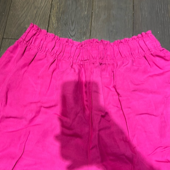 H&M Linen Blend shorts with pockets - Picture 2 of 4